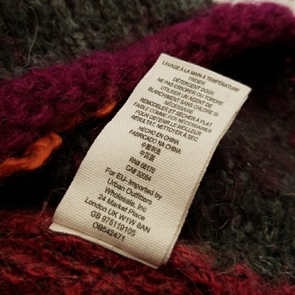 NWOT Free People Wool Sweater Fits S-M - Picture 7 of 8